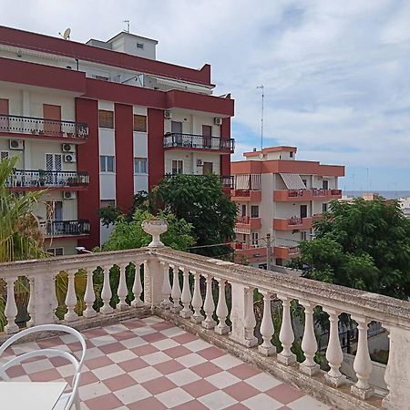 Villa Memena Bari Bagian luar foto